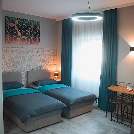 Jelovic Apartment Sinj