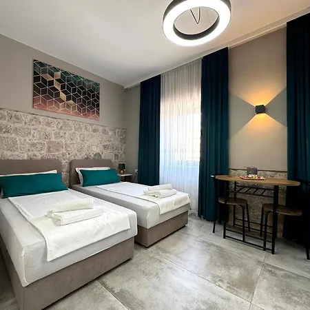 Jelovic Apartman *